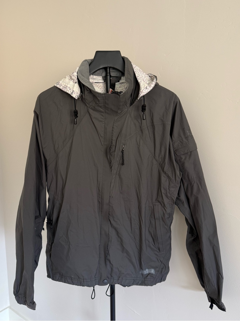 REI Gray Women's Hooded windbreaker Jacket XL